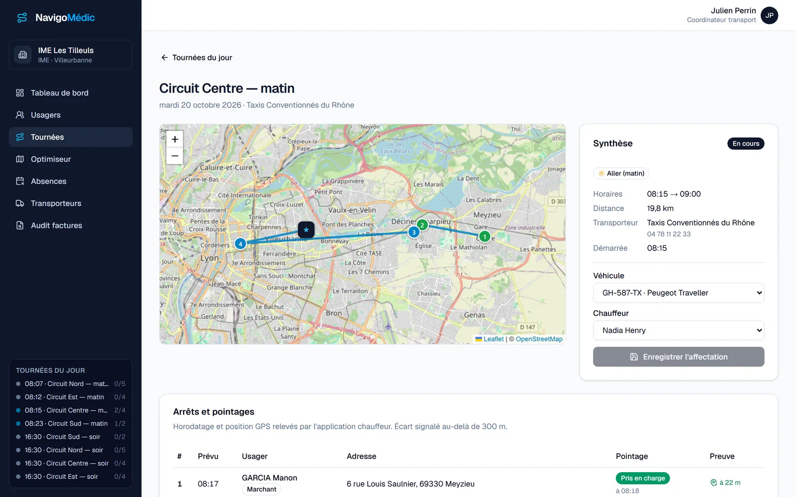 Application chauffeur et pointage : la tournée vue par le coordinateur et l'avancement sur le téléphone du chauffeur